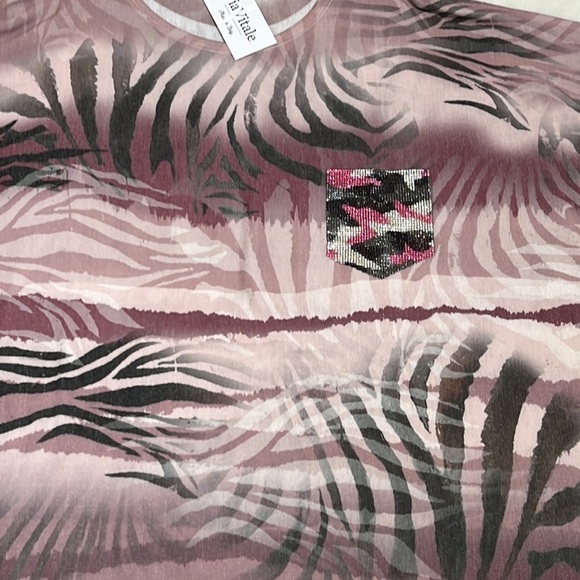 Via Vitale oversized knit top crew neck with drop shoulder rhinestone detail - Picture 5 of 15